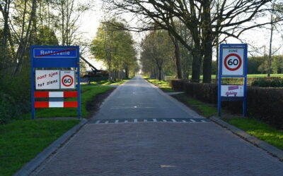 Gereformeerde kerk, Pastorie en tuinmuur